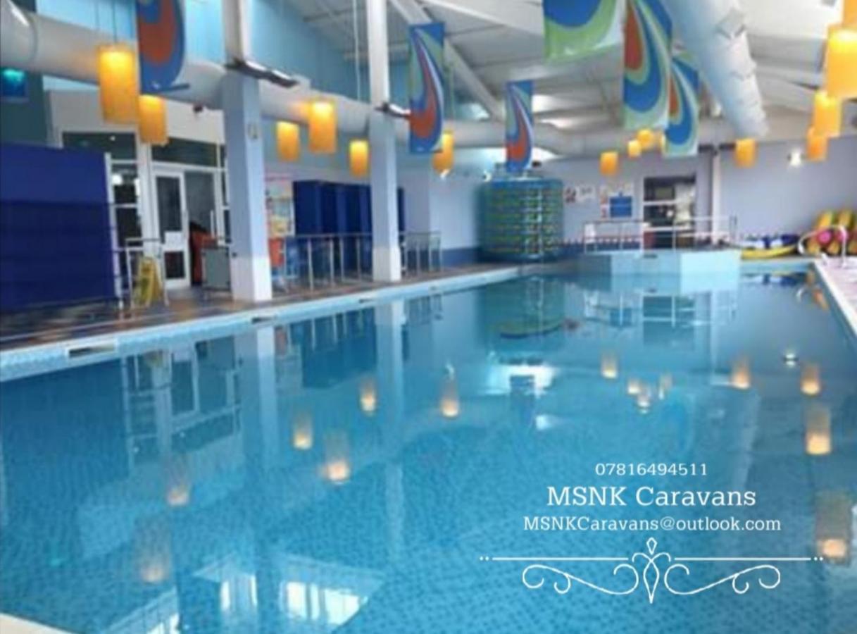 Caravan Hire Msnk วิเธิร์นซี ภายนอก รูปภาพ
